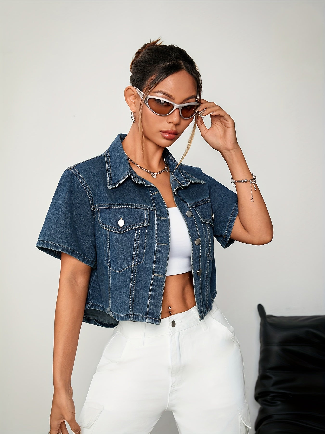 Chic Spring/Summer Women's Denim Jacket - Casual Short Sleeve, Button-Up, Non-Stretch Cotton Blend