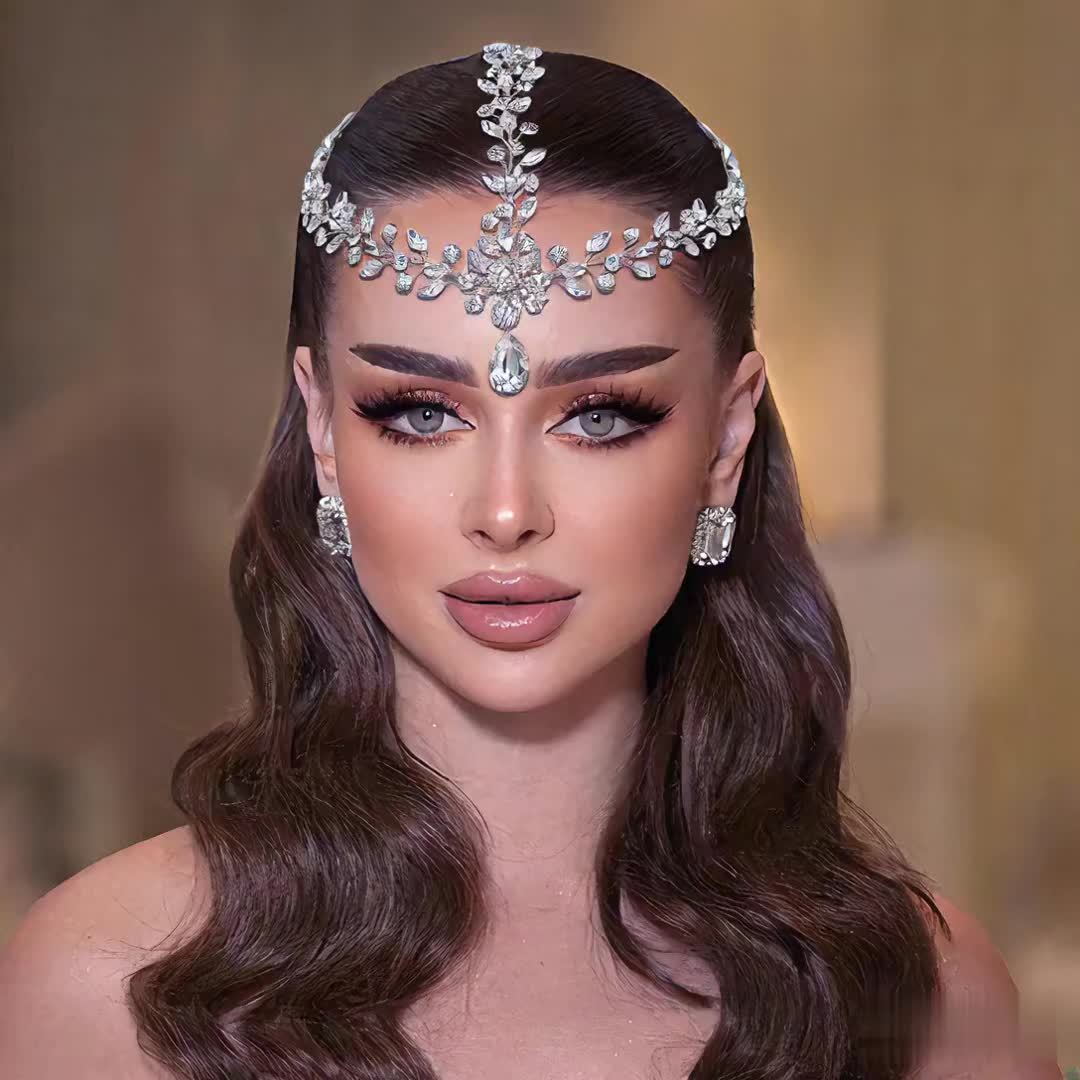 A Personality Face, Small Drop-shaped Rhinestones, Hand-woven Hair Accessories, Headbands, High-end Small Fresh Princess Hair Combs, Photo Studio Shooting, Bride Wear, Egypt Roman Style Hair Accessories, HP541