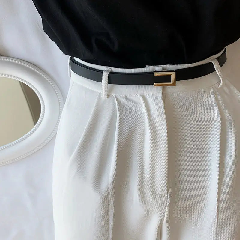 1pc of suit with a slim waistband for women's versatile decoration. A fashionable black belt with a dress, sweater, waist up