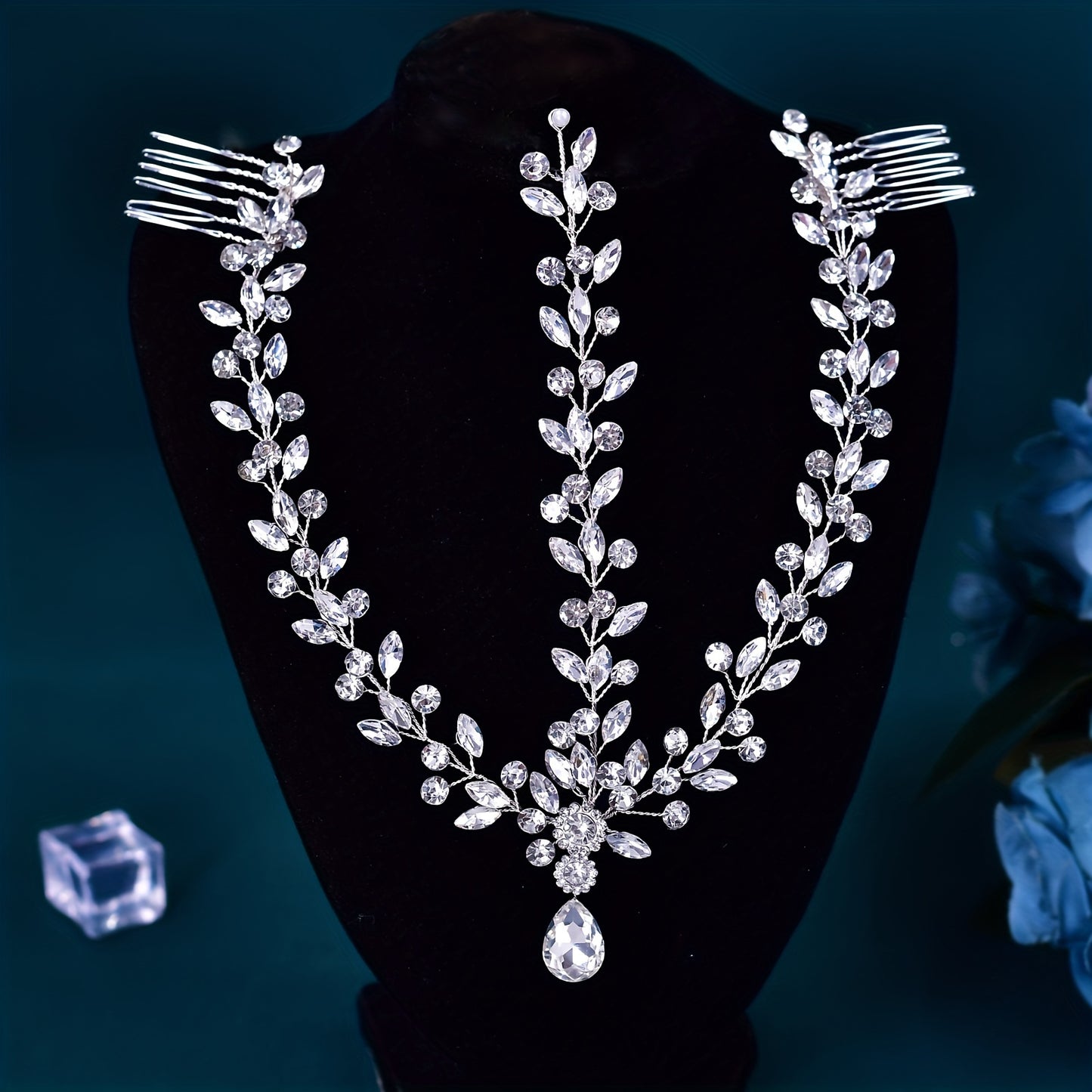 A Personality Face, Small Drop-shaped Rhinestones, Hand-woven Hair Accessories, Headbands, High-end Small Fresh Princess Hair Combs, Photo Studio Shooting, Bride Wear, Egypt Roman Style Hair Accessories, HP541