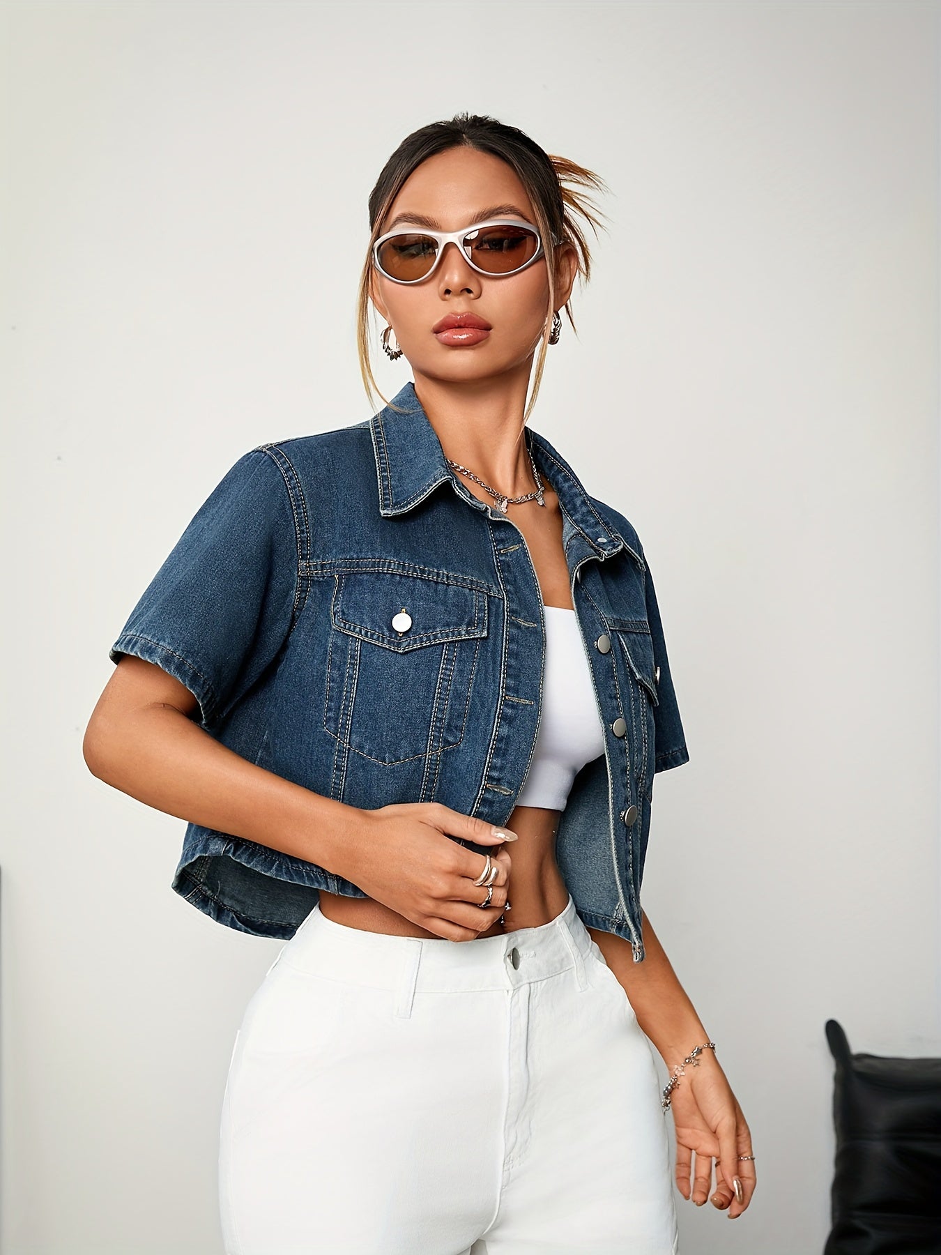 Chic Spring/Summer Women's Denim Jacket - Casual Short Sleeve, Button-Up, Non-Stretch Cotton Blend