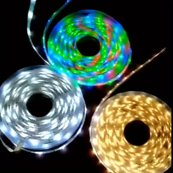 UXSIO 5.0meter Solar Strip Lights with Remote - Waterproof, 300 LEDs, Auto ON/Off, 8 Lighting Modes for Outdoor Decor - Perfect for Christmas, Gazebo, Pool, Porch & More