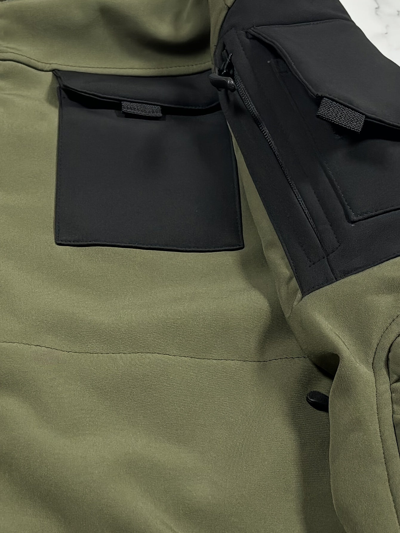 Men's Outdoor Zip Up Softshell Jacket With Pockets, Waterproof, Scratch Resistant And Warm Hooded Jacket For Outdoors